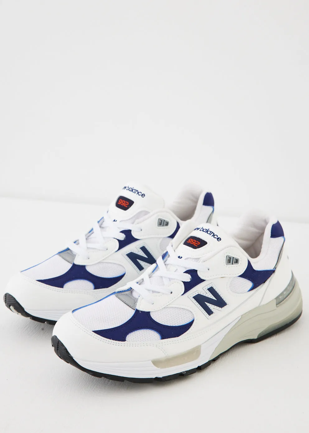 992 Sneakers