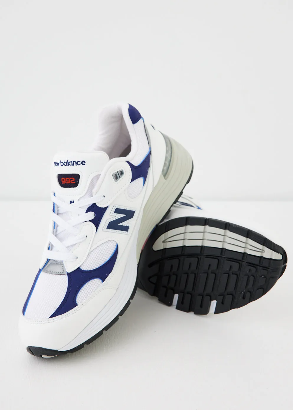 992 Sneakers