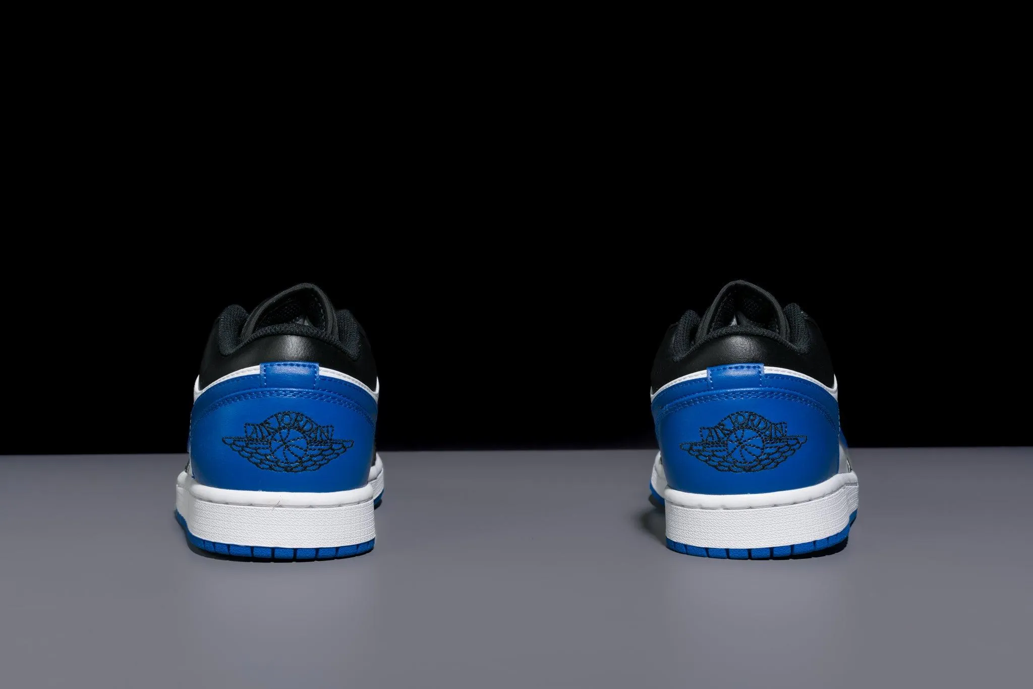 Air Jordan 1 Low 'Royal Toe'