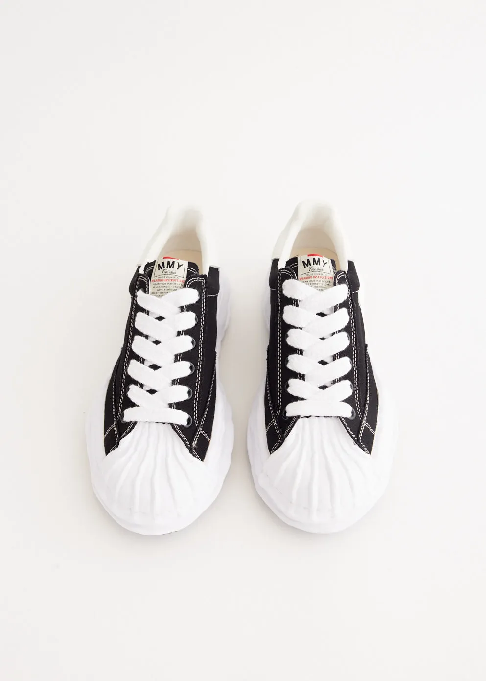 Blakey Low Top Sneakers