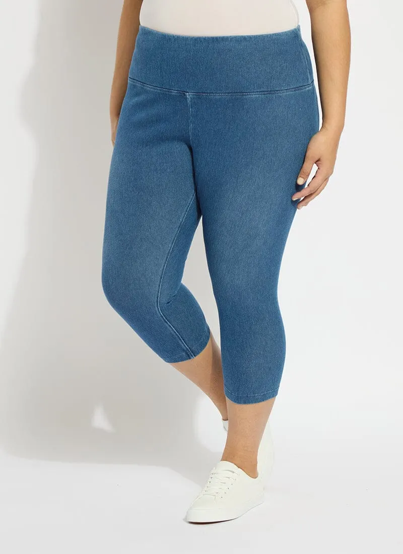 Denim Capri (Plus Size, 21.5" Inseam)