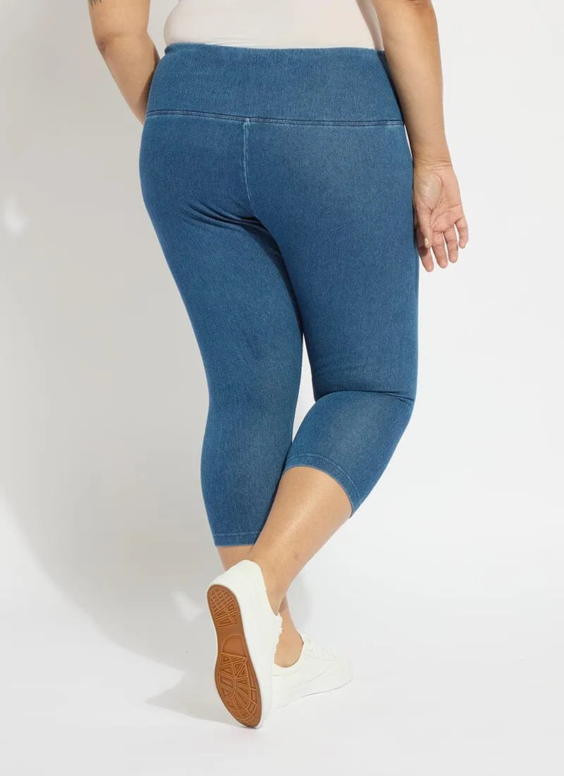 Denim Capri (Plus Size, 21.5" Inseam)
