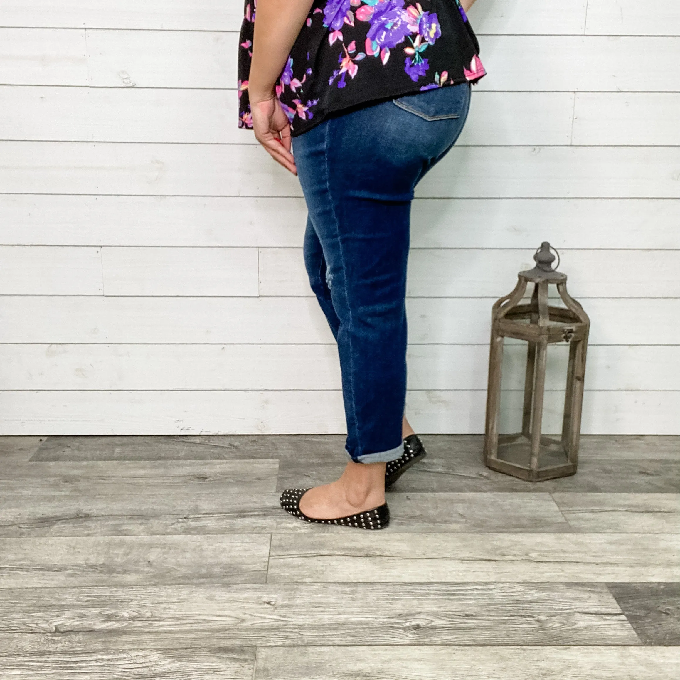 Judy Blue "Main Event" Distressed Boyfriend Jeans