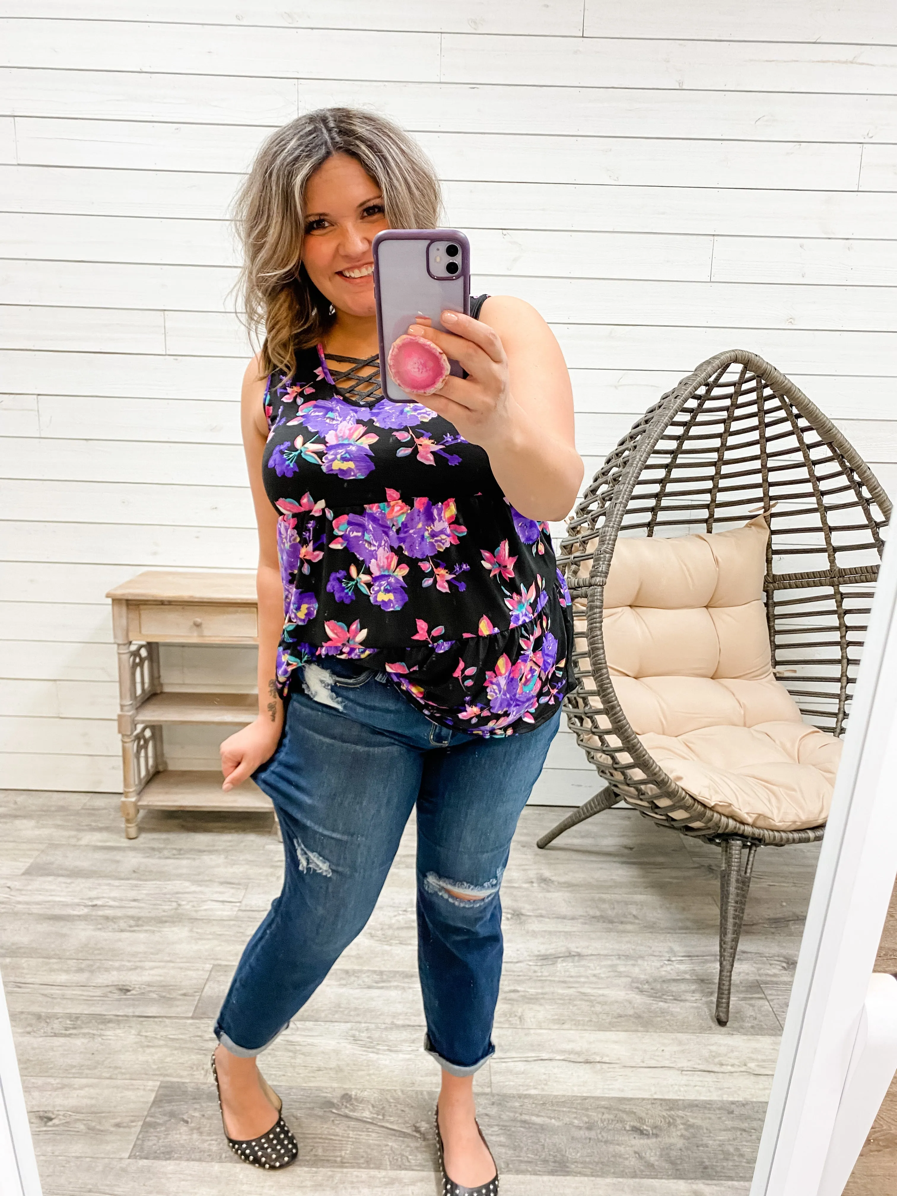 Judy Blue "Main Event" Distressed Boyfriend Jeans