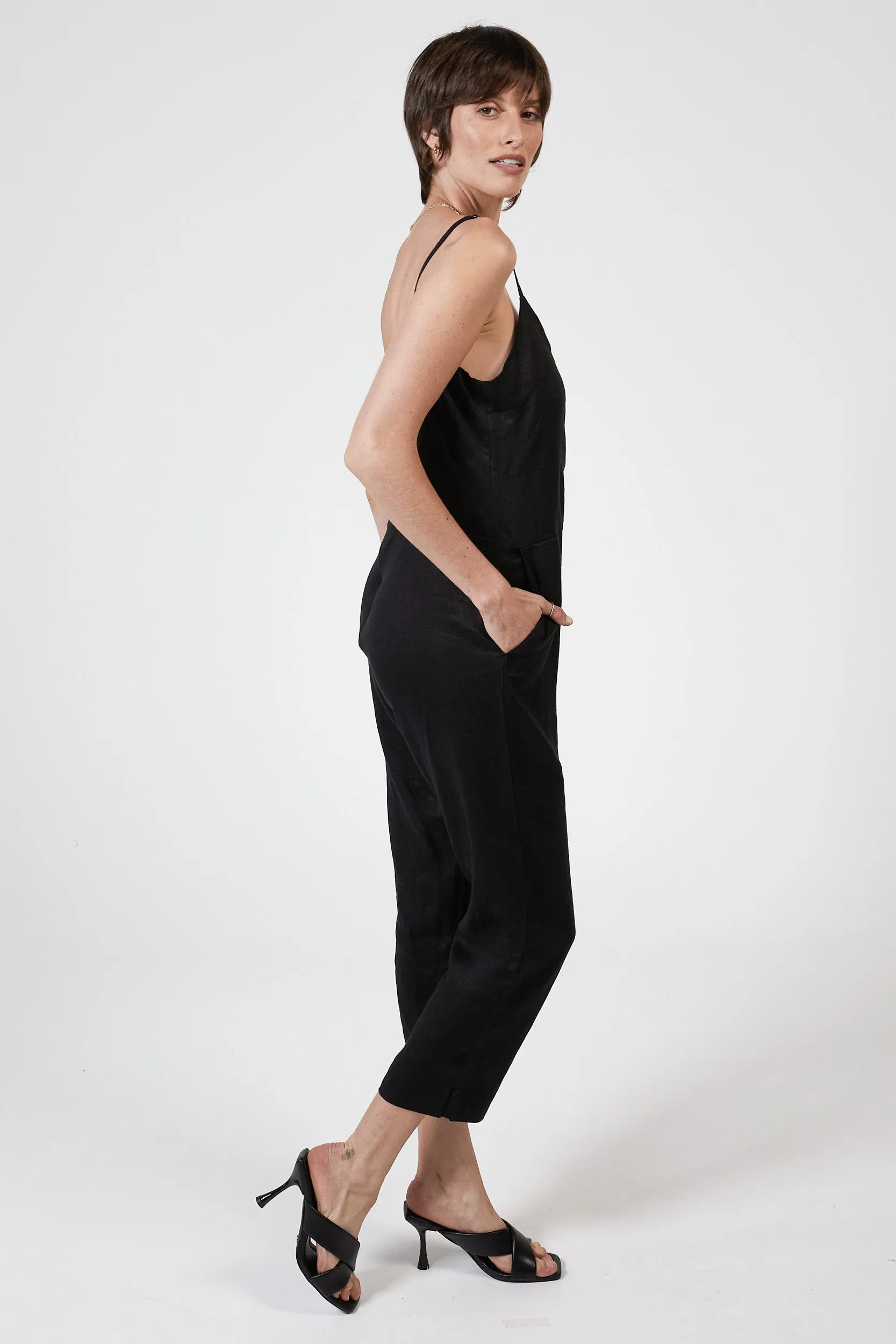 MARLEY LINEN JUMPSUIT - BLACK