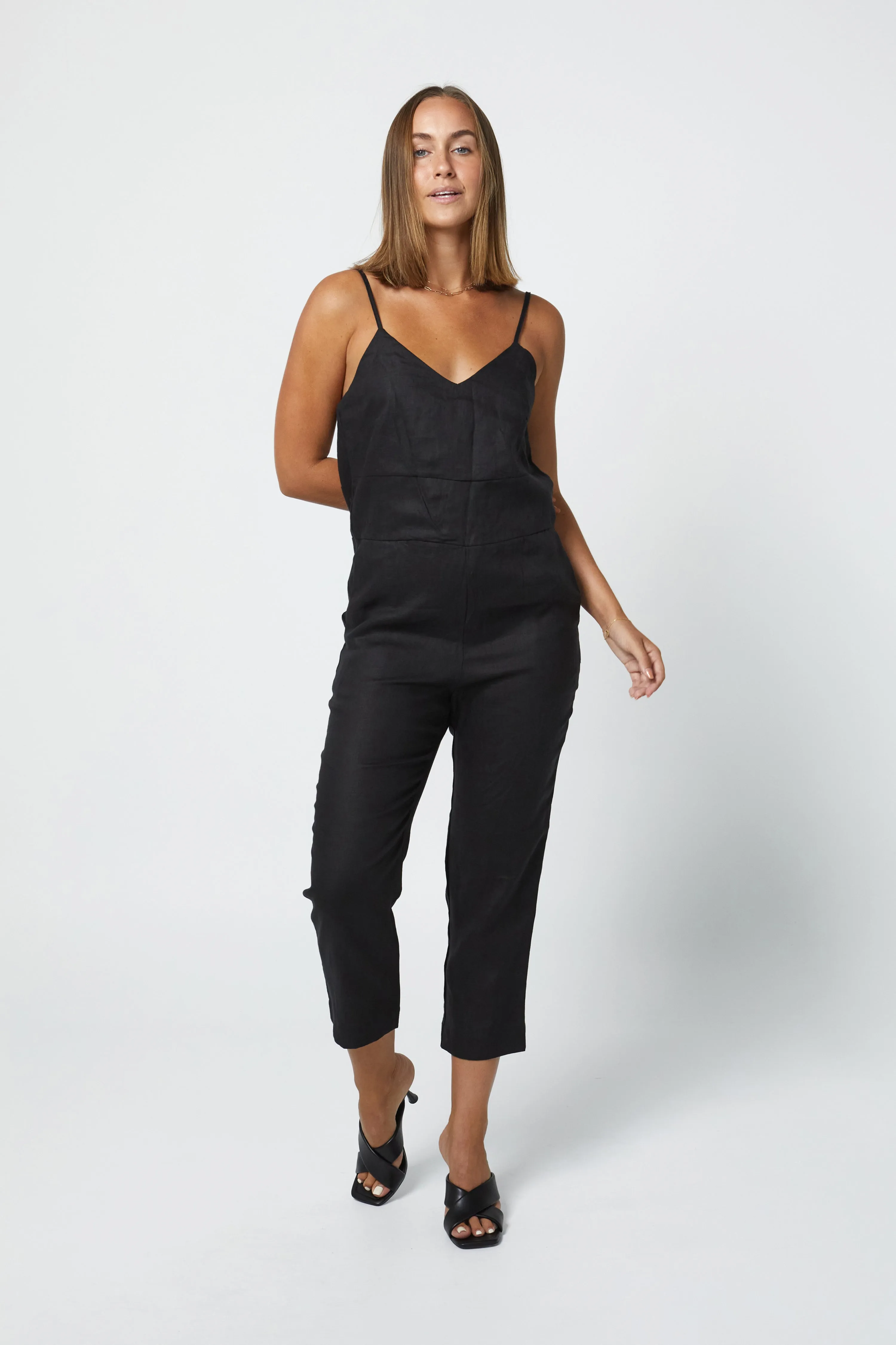 MARLEY LINEN JUMPSUIT - BLACK