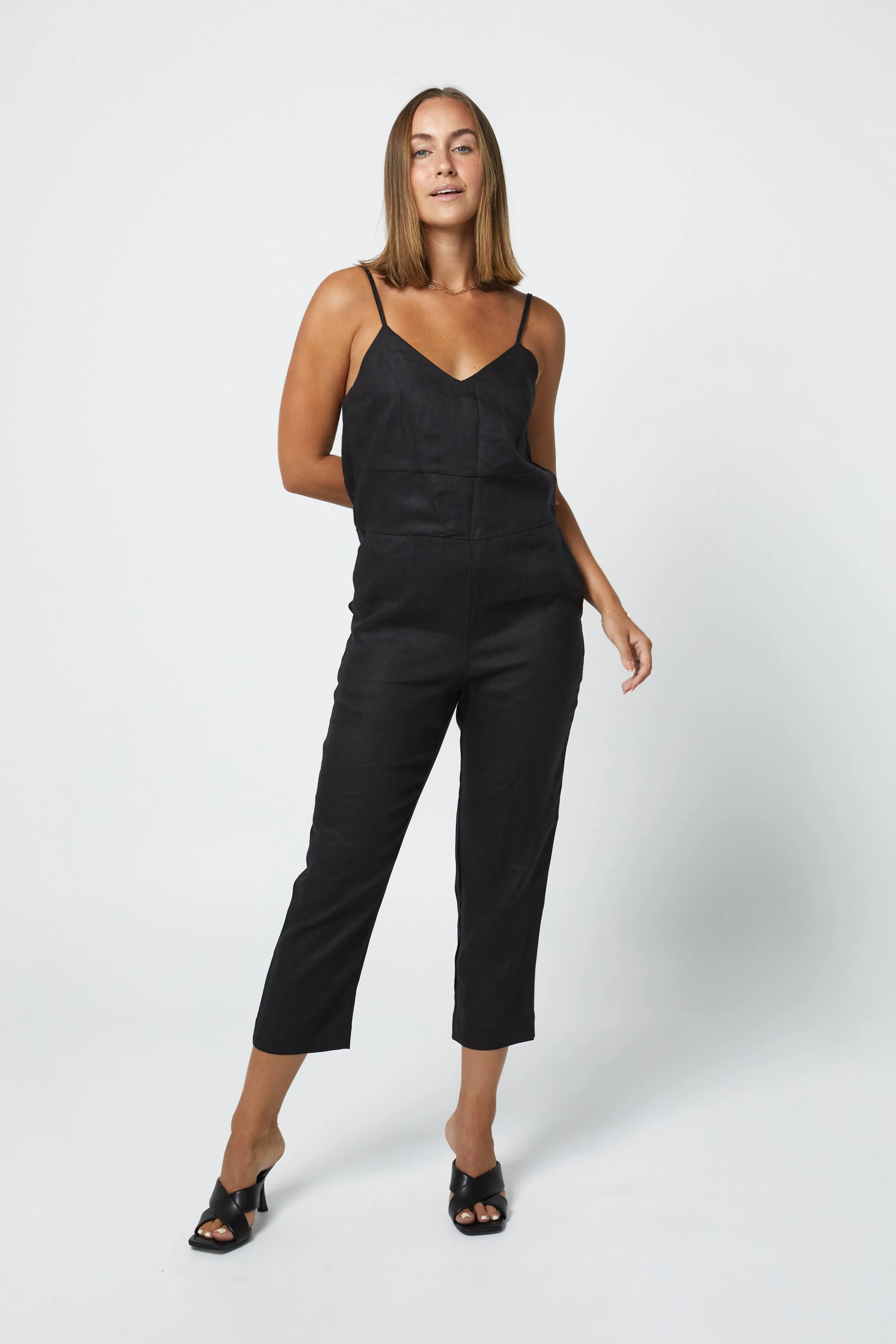MARLEY LINEN JUMPSUIT - BLACK