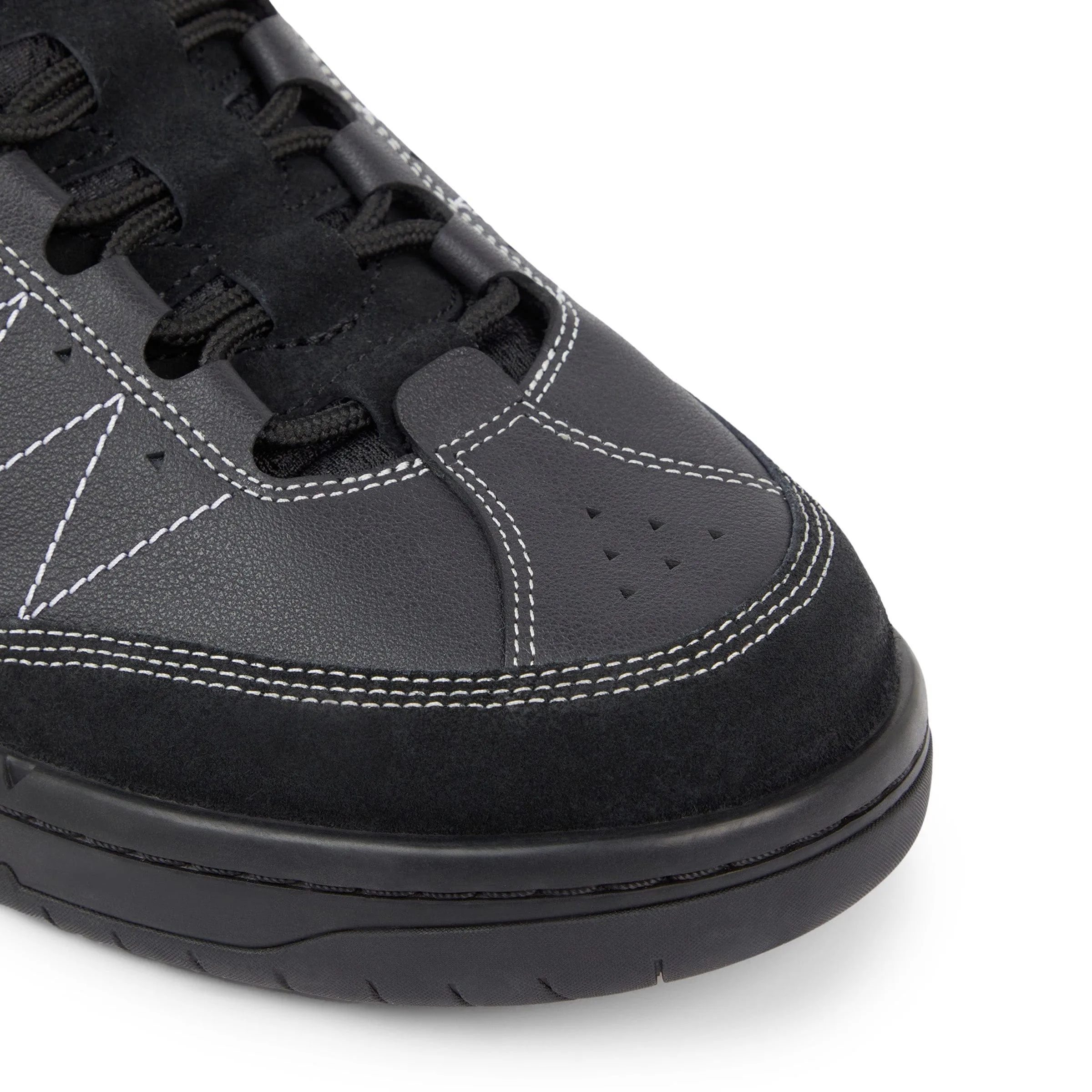 PXT LOW TOP SNEAKERS