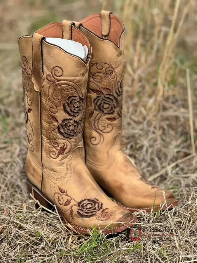 TANNER MARK WOMEN’S MCALLEN SAND WITH BROWN ROSES INLAY