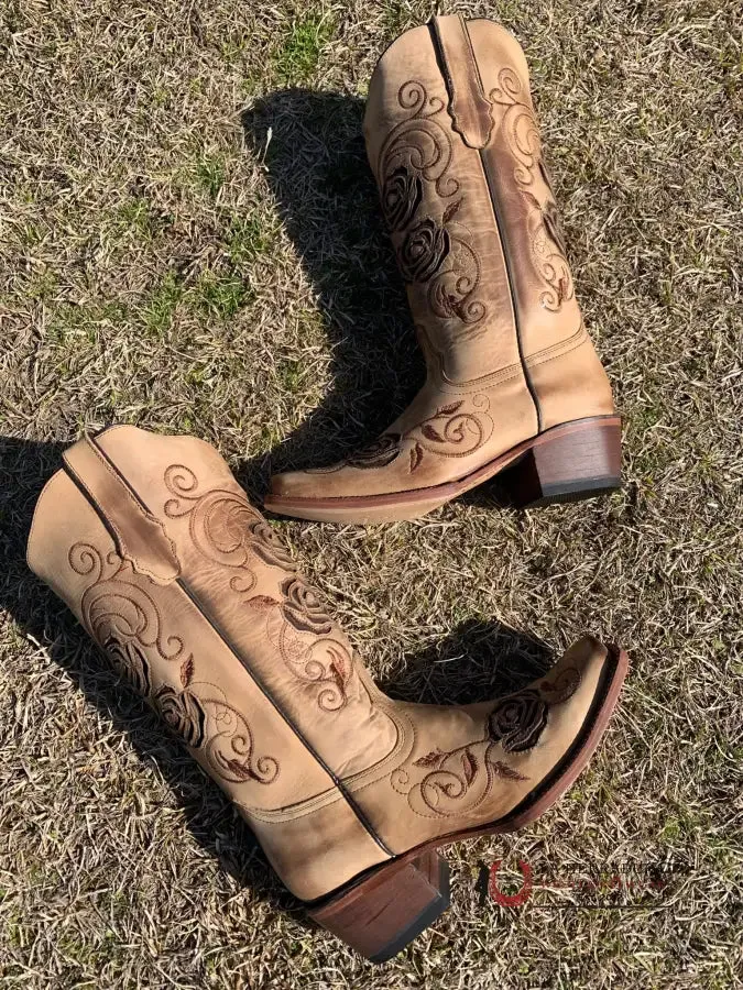 TANNER MARK WOMEN’S MCALLEN SAND WITH BROWN ROSES INLAY
