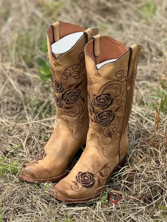 TANNER MARK WOMEN’S MCALLEN SAND WITH BROWN ROSES INLAY