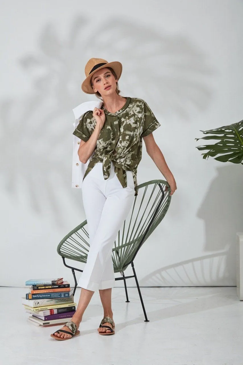Toothpick Capri ("Cool"-ing Knit Denim 21.25" Inseam)