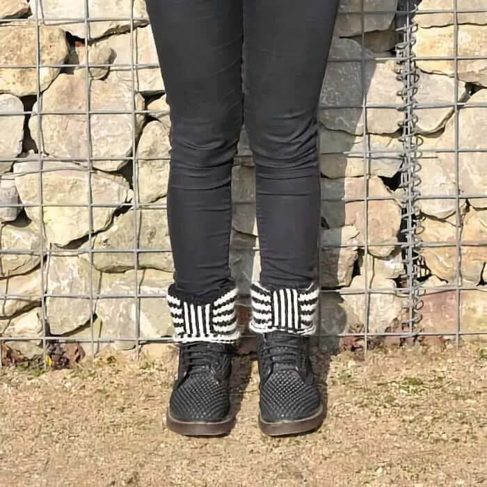 Twenty to Make Knitted Boot Cuffs