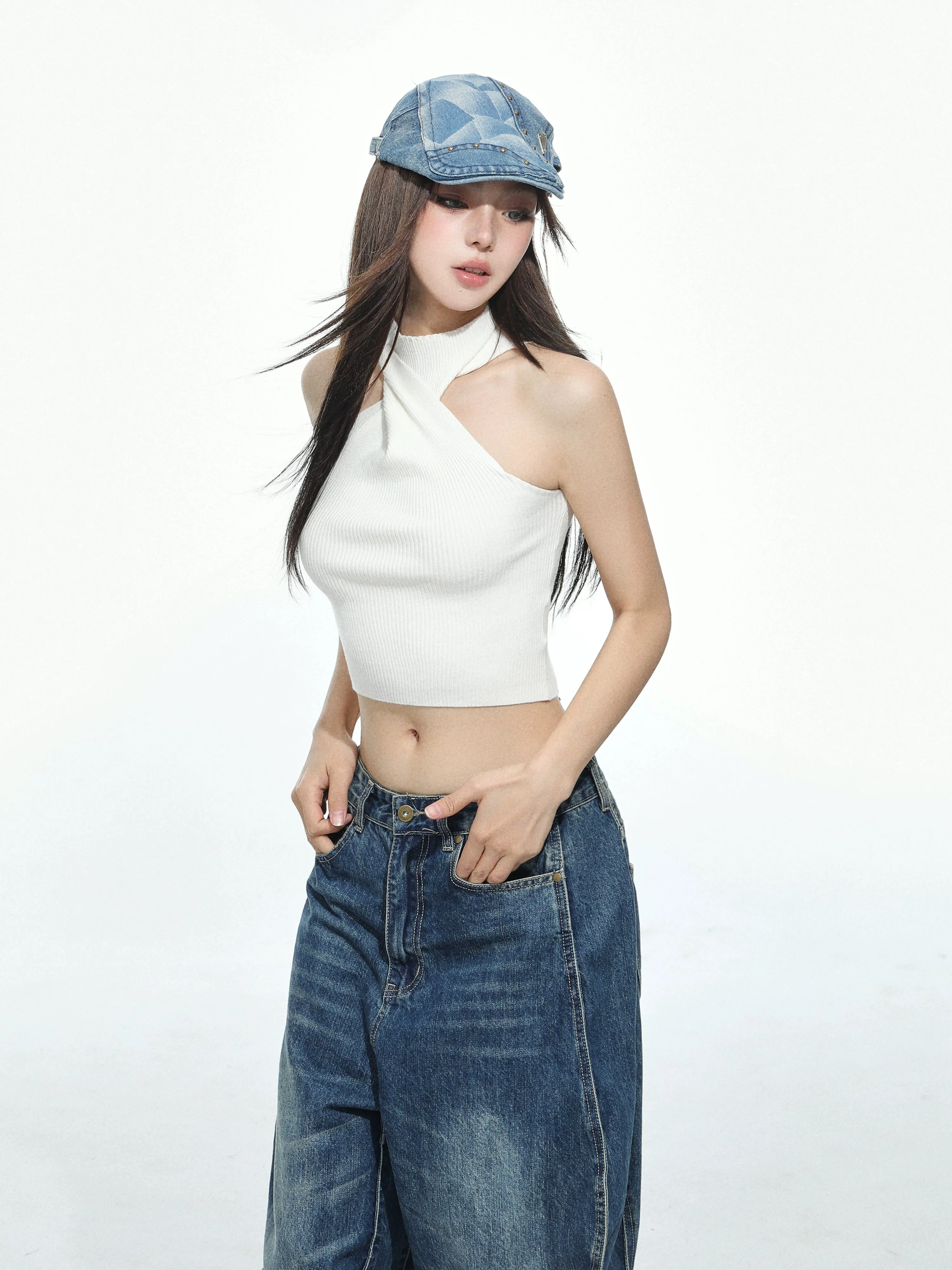 Twist Halter Neck Ribbed Crop Top