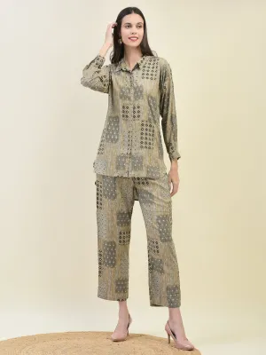 Women Liva Rayon Grey Geometric Print Co-Ord Set
