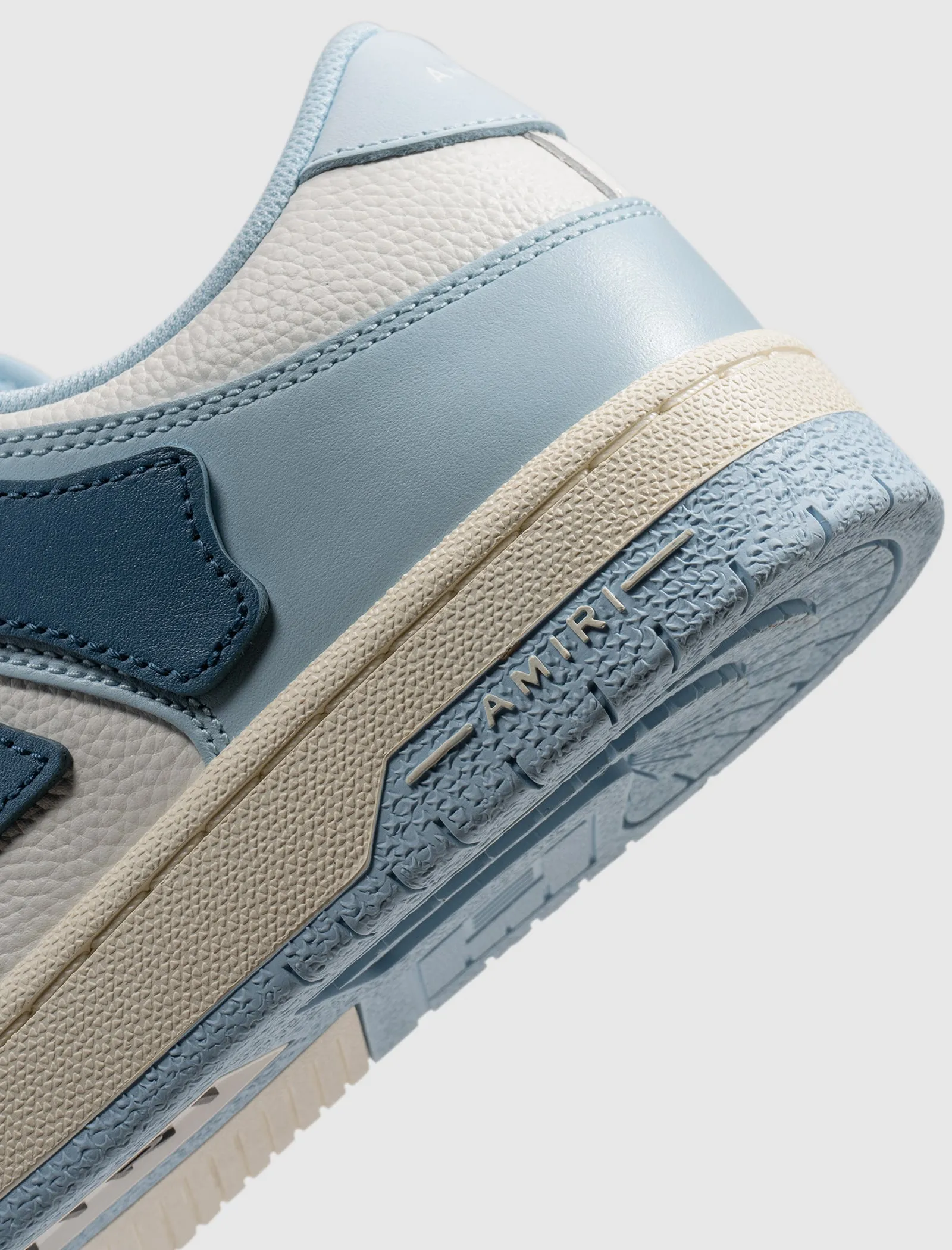 WOMEN'S SKEL TOP LOW "BABY BLUE"