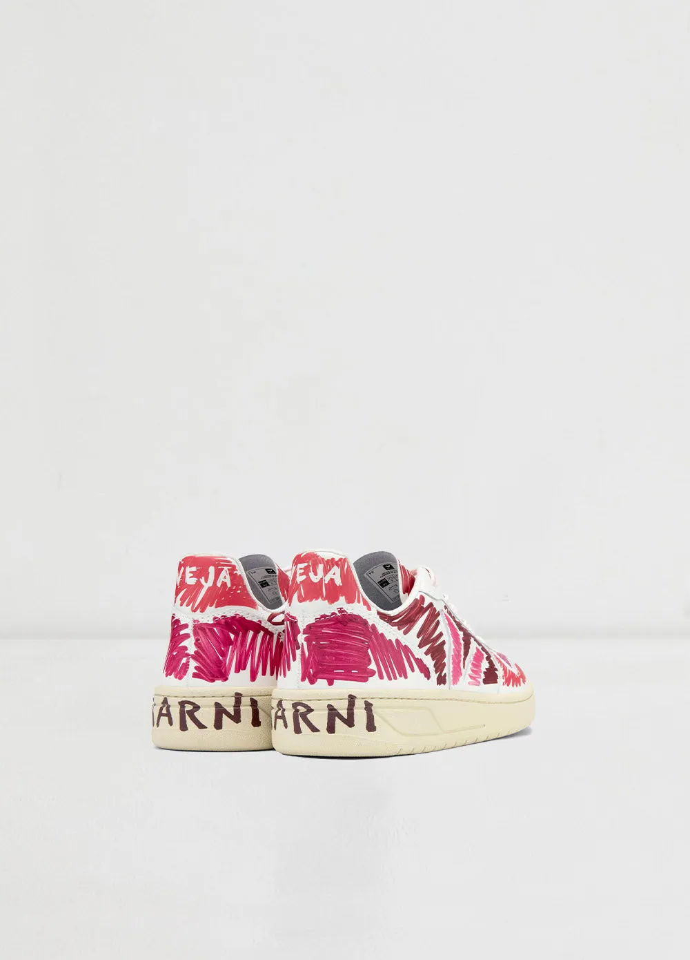x Veja V-10 Sneakers